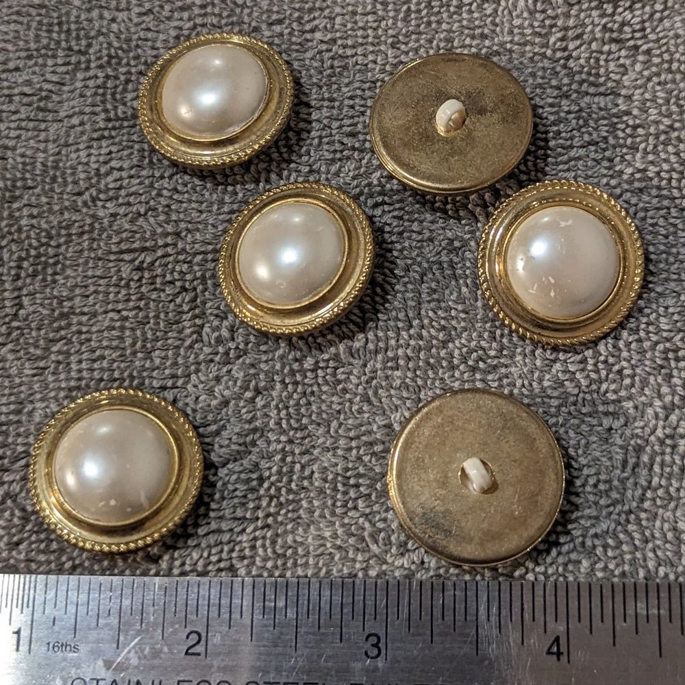 BUTTONS Round Domed White Pearl with Decorative Gold Border 1" (6) - Picture 3 of 3